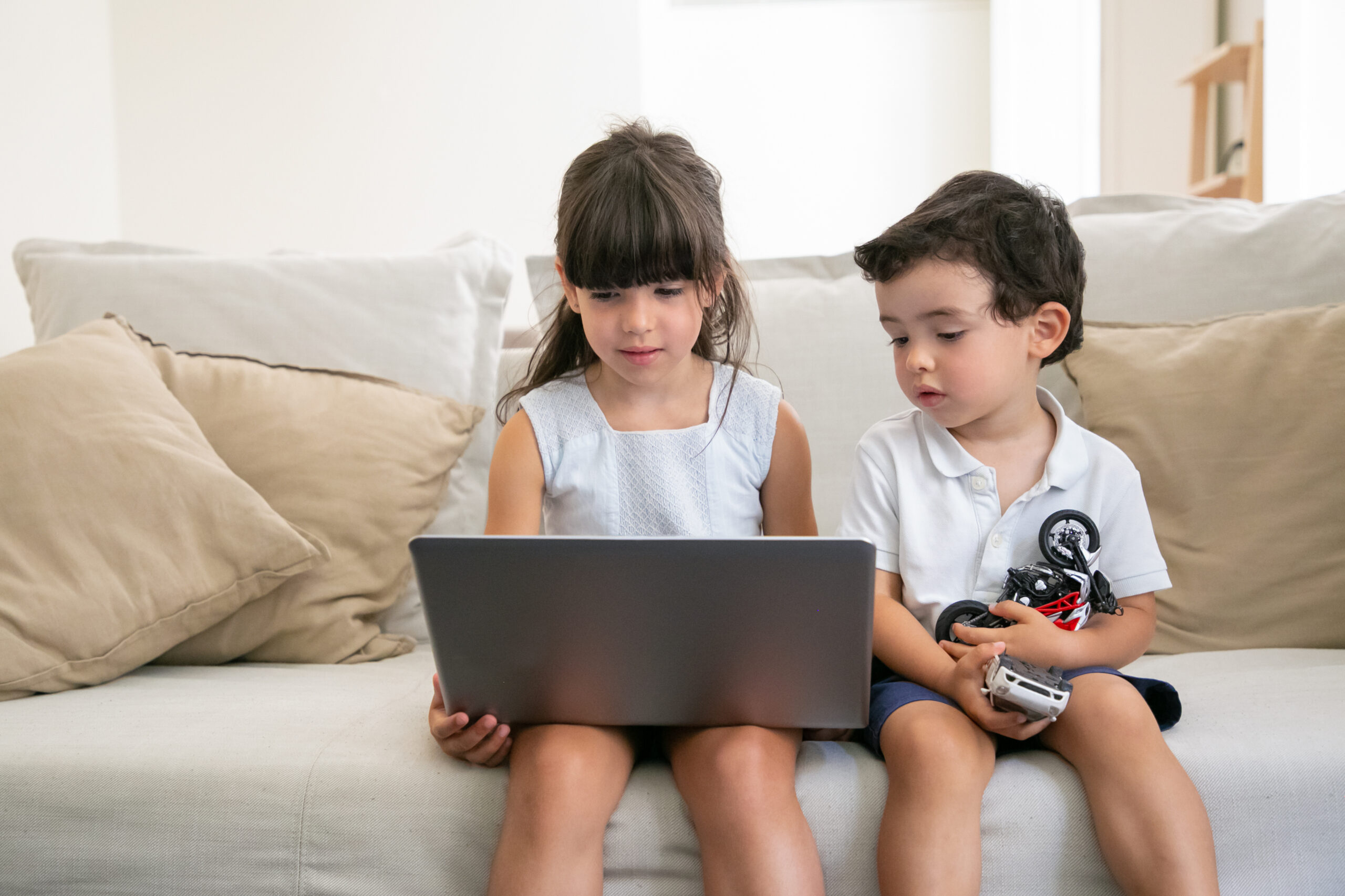 kids watching screen